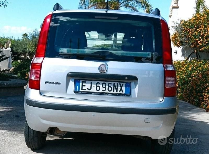 Usata Fiat Panda 69 CV (50 kW) 2011 Grigio Utilitaria