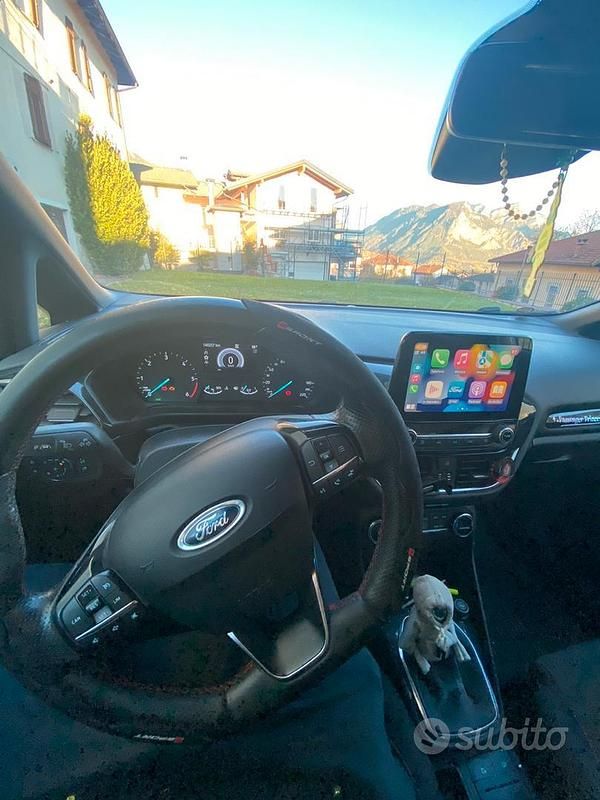 Usata Ford Fiesta ST-Line 86 CV (63 kW) 2019 Grigio Berlina