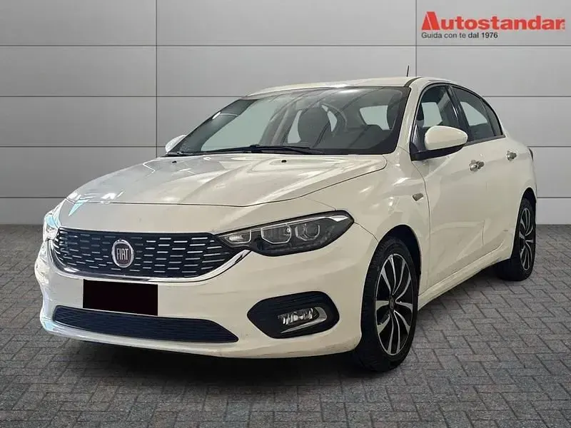 Usata Fiat Tipo Pop 95 CV (69 kW) 2019 Utilitaria