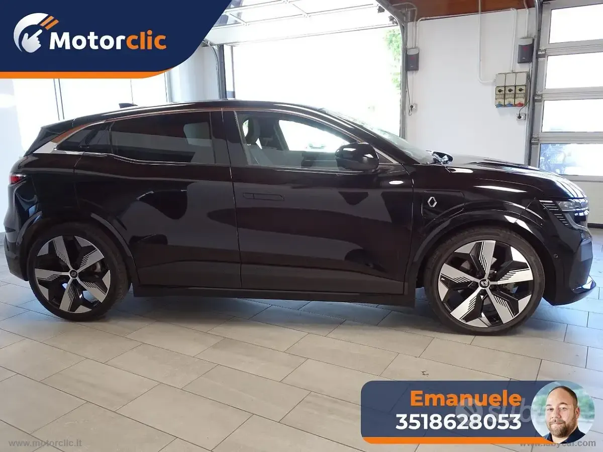 Usata Renault Mégane Komfort 55 kW (75 CV) 2023 Nero SUV