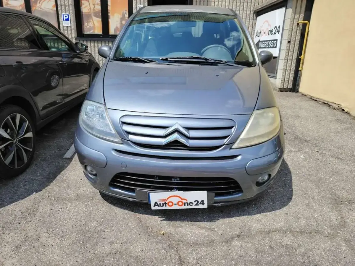 Usata Citroën C3 Exclusive 60 CV (44 kW) 2009 Argento metallizzato Berlina