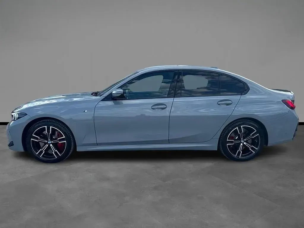 Usata BMW 320 M Sport 190 CV (139 kW) 2025 Grigio Berlina