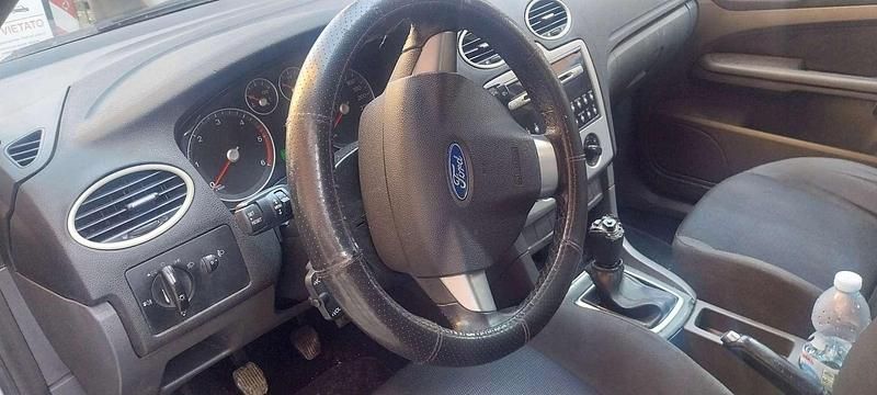 Usata Ford Focus Style 90 CV (66 kW) 2006 Station wagon