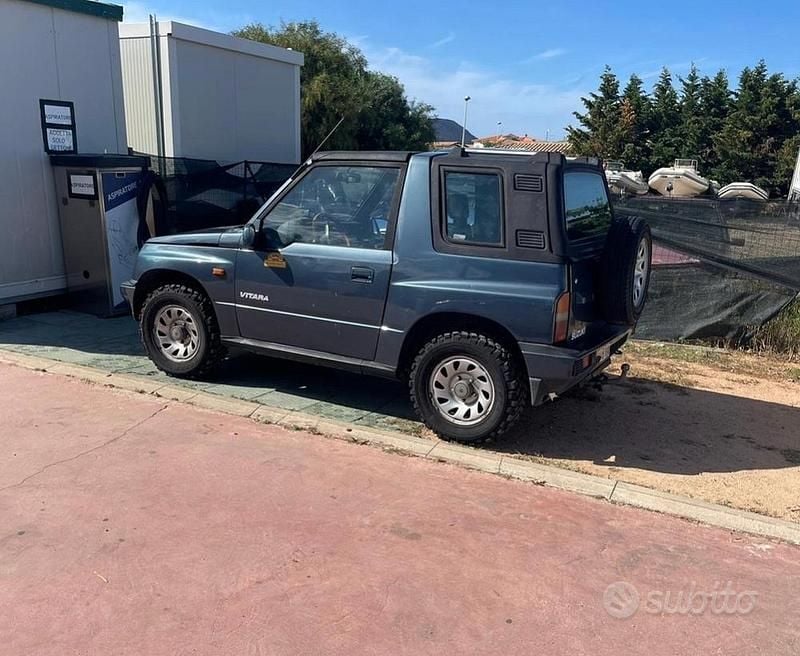 Blu Usata 1998 Suzuki Vitara SUV | 6000 € (Buon prezzo) - Immagine 1/4