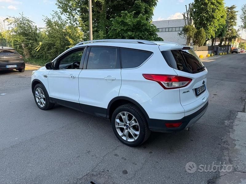 Usata Ford Kuga Titanium 163 CV (119 kW) 2014 Bianco SUV