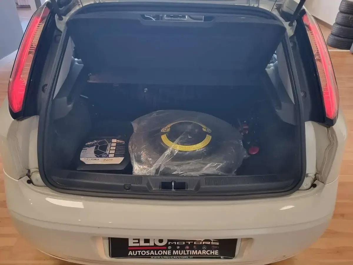 Usata Fiat Grande Punto 77 CV (56 kW) 2013 Other Utilitaria
