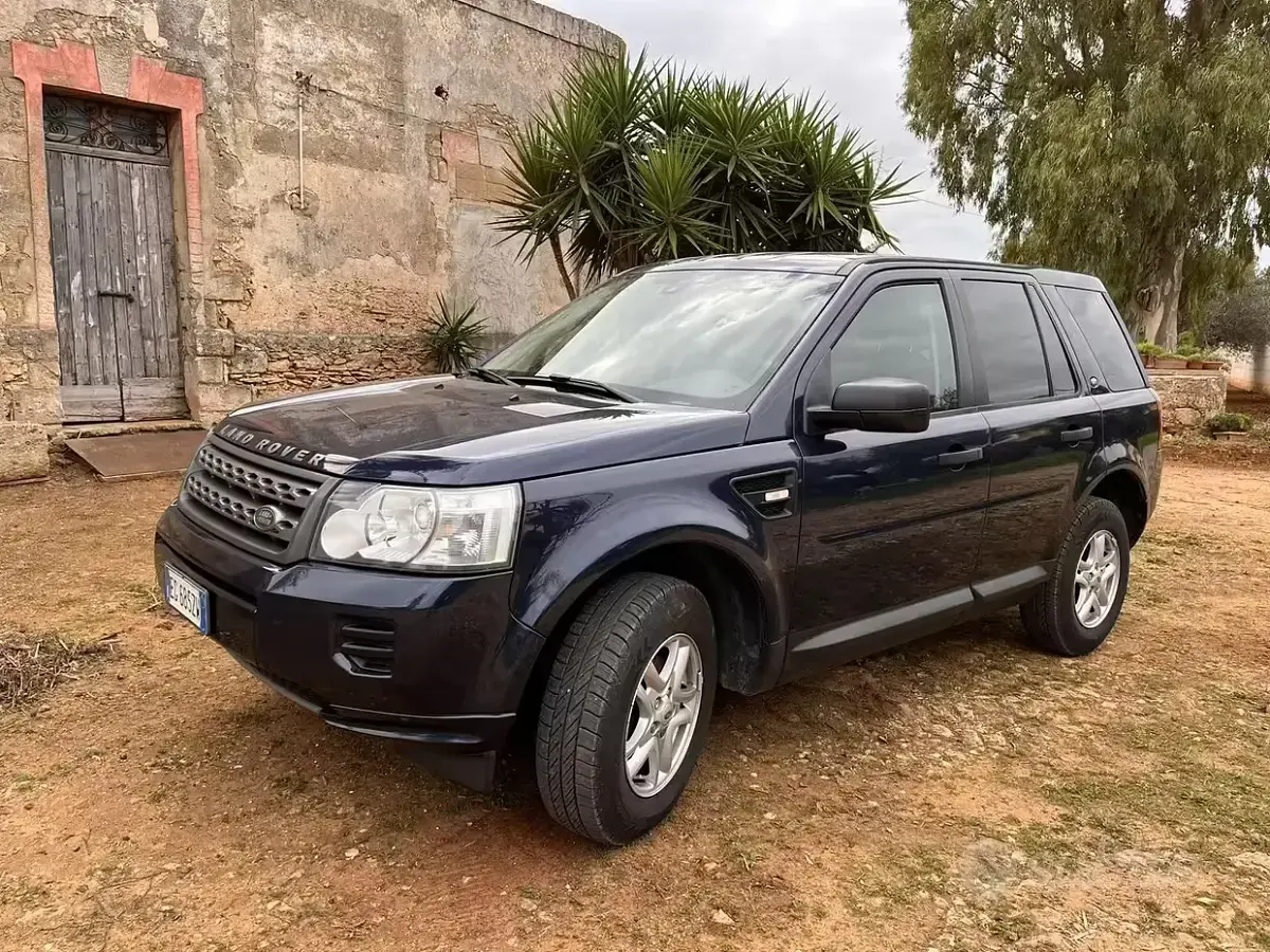 Usata Land Rover Freelander 2 150 CV (110 kW) 2011 Blu SUV