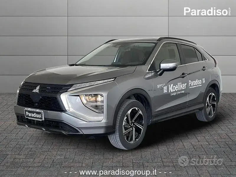 Usata Mitsubishi Eclipse Cross Intense 188 CV (138 kW) 2023 Grigio SUV