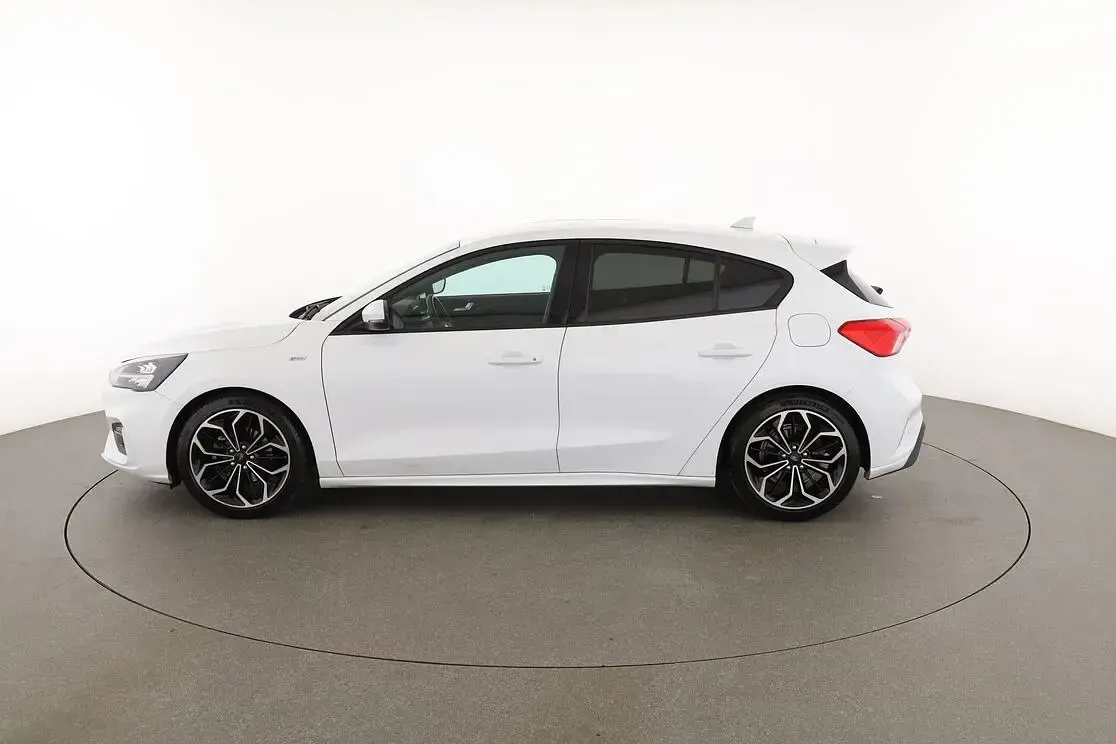 Usado Ford Focus ST-Line 125 HP (91 kW) 2019 Branco