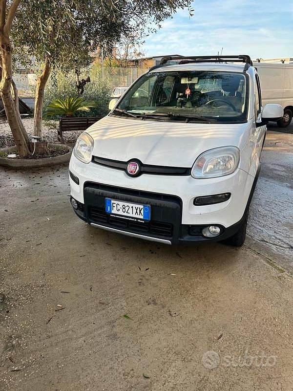 Usata Fiat Panda 4x4 95 CV (69 kW) 2017 Bianco Utilitaria