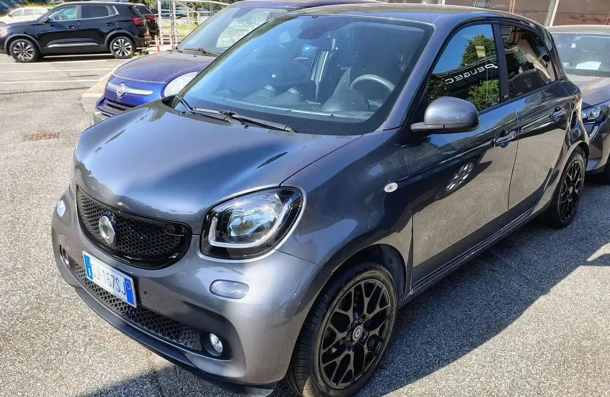 Usata Smart ForFour Passion 90 CV (66 kW) 2017 Other Utilitaria