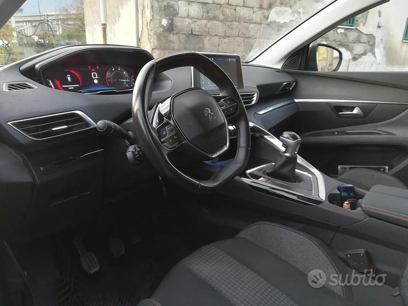 Usata Peugeot 3008 120 CV (88 kW) 2017 Grigio Berlina
