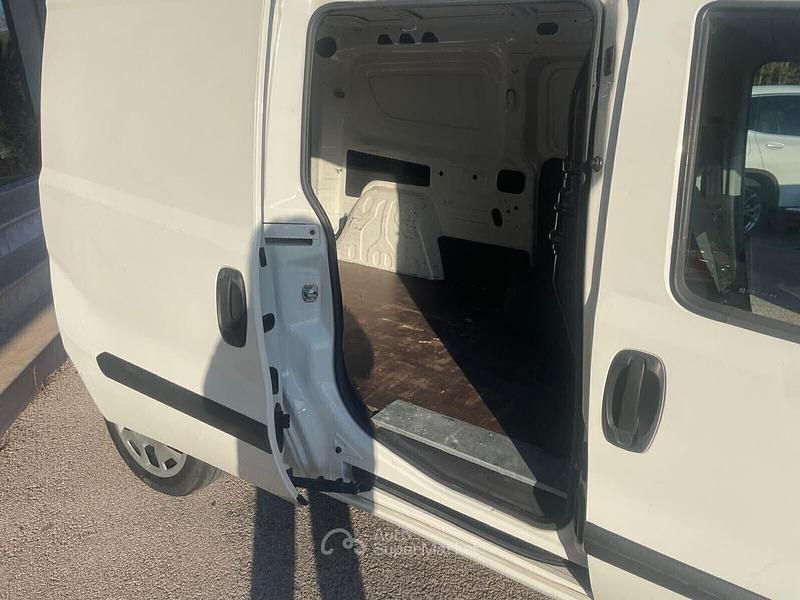 Usata Fiat Doblò Lounge 120 CV (88 kW) 2018 Bianco Monovolume