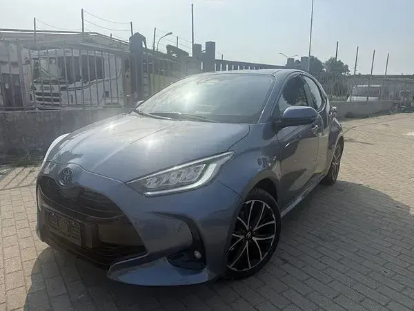 Usata Toyota Yaris Hybrid 116 CV (85 kW) 2026 Utilitaria