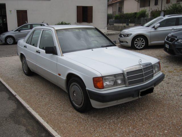 Usato 1990 Mercedes 190 2.0 Benzin 122 CV (5.000 €)