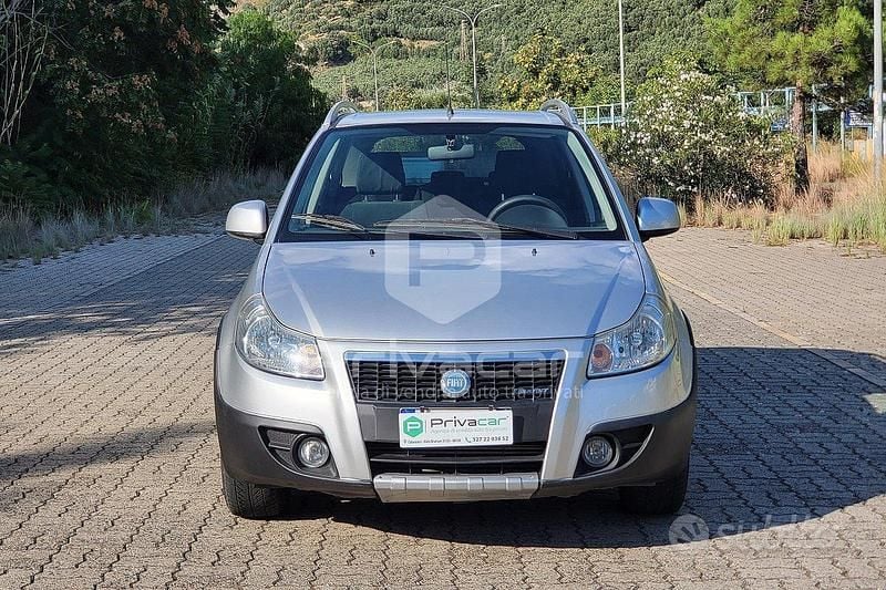 Usata Fiat Sedici Dynamic 120 CV (88 kW) 2008 Grigio SUV