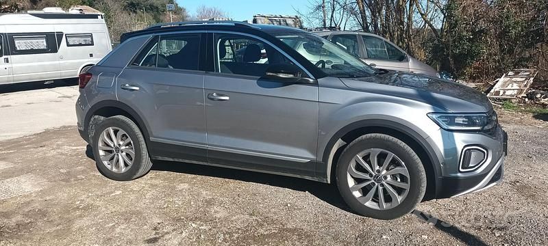 Usata VW T-Roc Style 2023 Grigio SUV