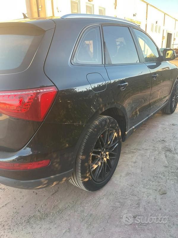 Usata Audi Q5 170 CV (125 kW) 2010 Nero SUV