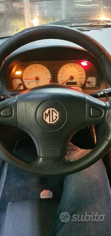 Usata MG TF 112 CV (82 kW) 2003 Grigio Cabrio