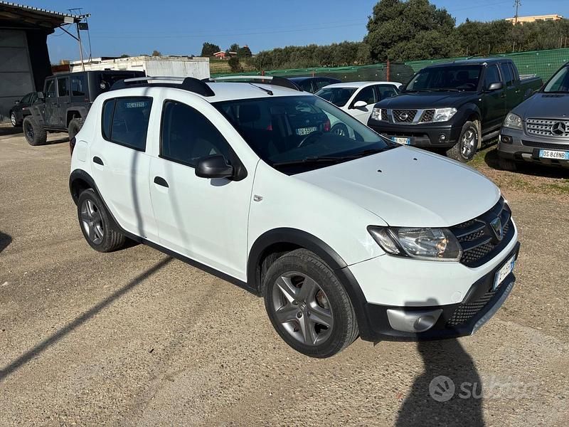 Usata Dacia Sandero Prestige 90 CV (66 kW) 2016 Bianco Berlina
