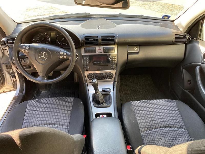 Usata Mercedes C220 2006 Grigio Coupé