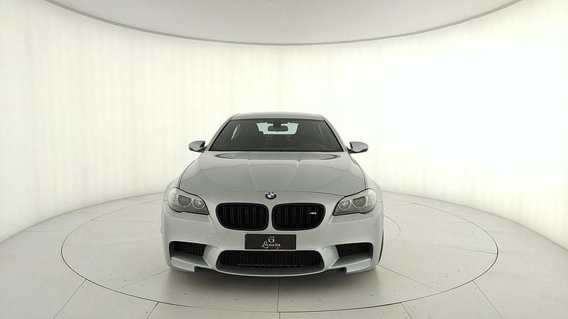 Usata BMW M5 Shadowline 560 CV (411 kW) 2012 Argento Berlina