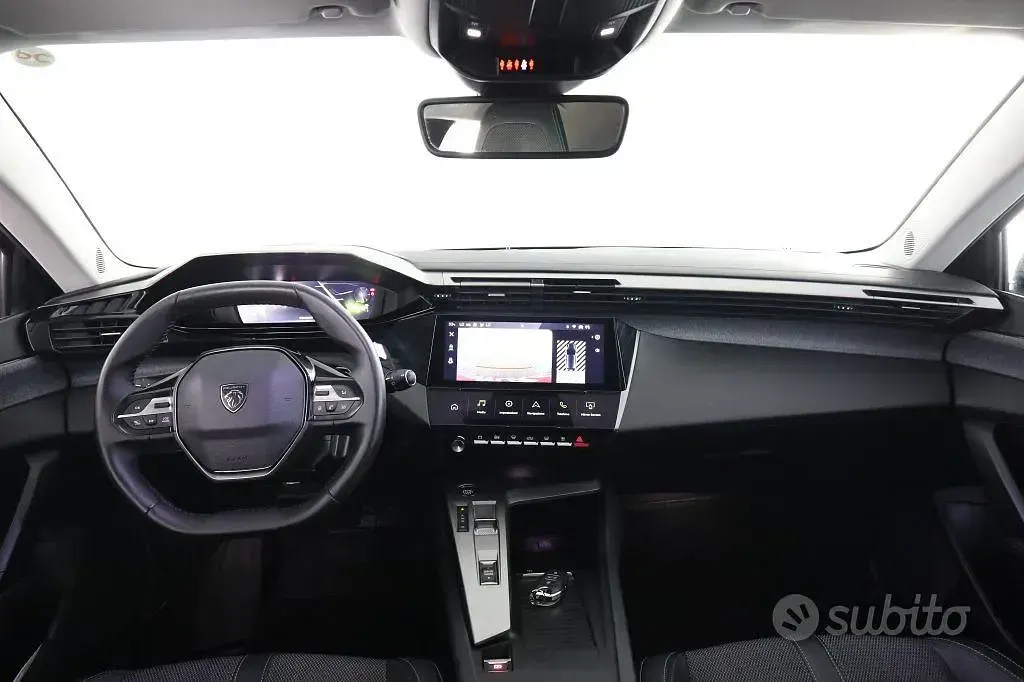 Usata Peugeot 308 Allure 131 CV (96 kW) 2024 Grigio Berlina