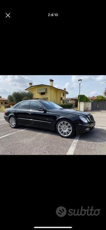 Nero Usata 2008 Mercedes E320 Tre volumi | 7750 € (Cara) - Immagine 1/4