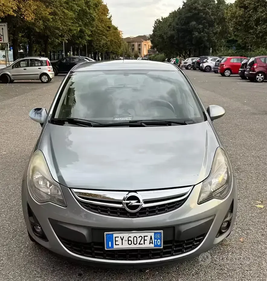Usata Opel Corsa 85 CV (62 kW) 2015 Grigio Utilitaria