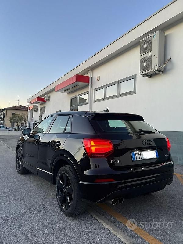 Usata Audi Q2 Ambiente 150 CV (110 kW) 2018 Nero SUV