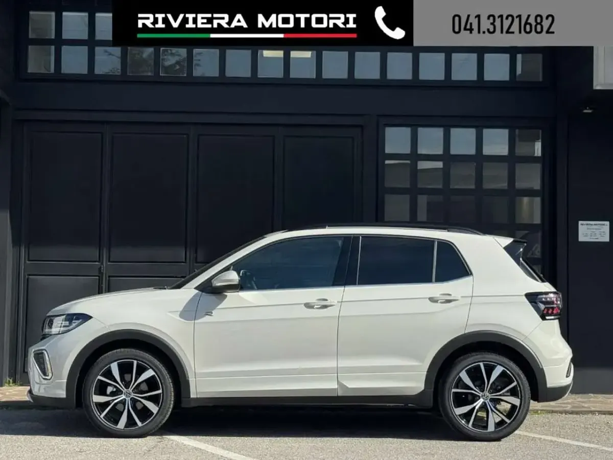 Nuova VW T-Cross R-line Plus 116 CV (85 kW) 2026 Nero SUV