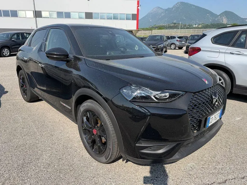Usata DS Automobiles DS3 Crossback Performance 101 CV (74 kW) 2021 Nero SUV
