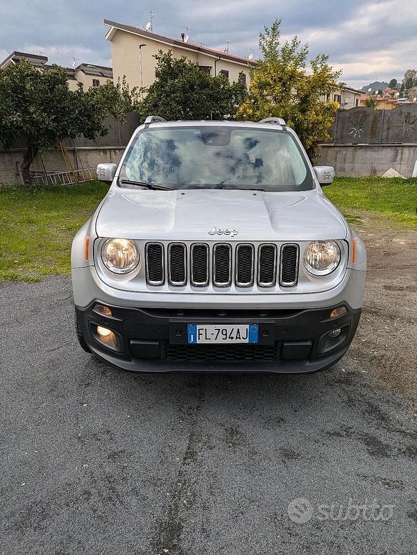 Usata Jeep Renegade 140 CV (102 kW) 2017 Grigio SUV