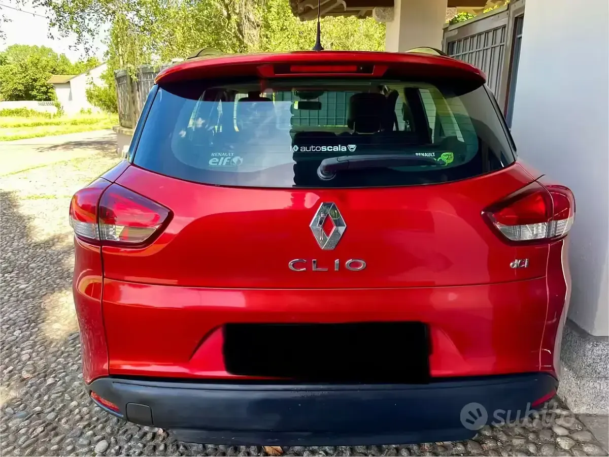 Usata Renault Clio 75 CV (55 kW) 2013 Rosso Station wagon