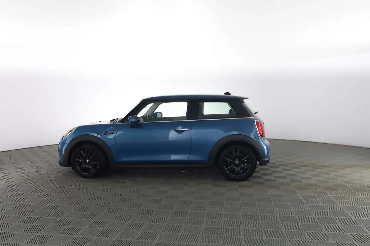 Usata Mini Cooper 136 CV (100 kW) 2021 Island blue Utilitaria