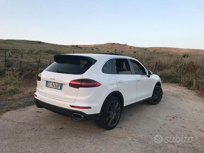 Usata Porsche Cayenne 2014 Bianco SUV