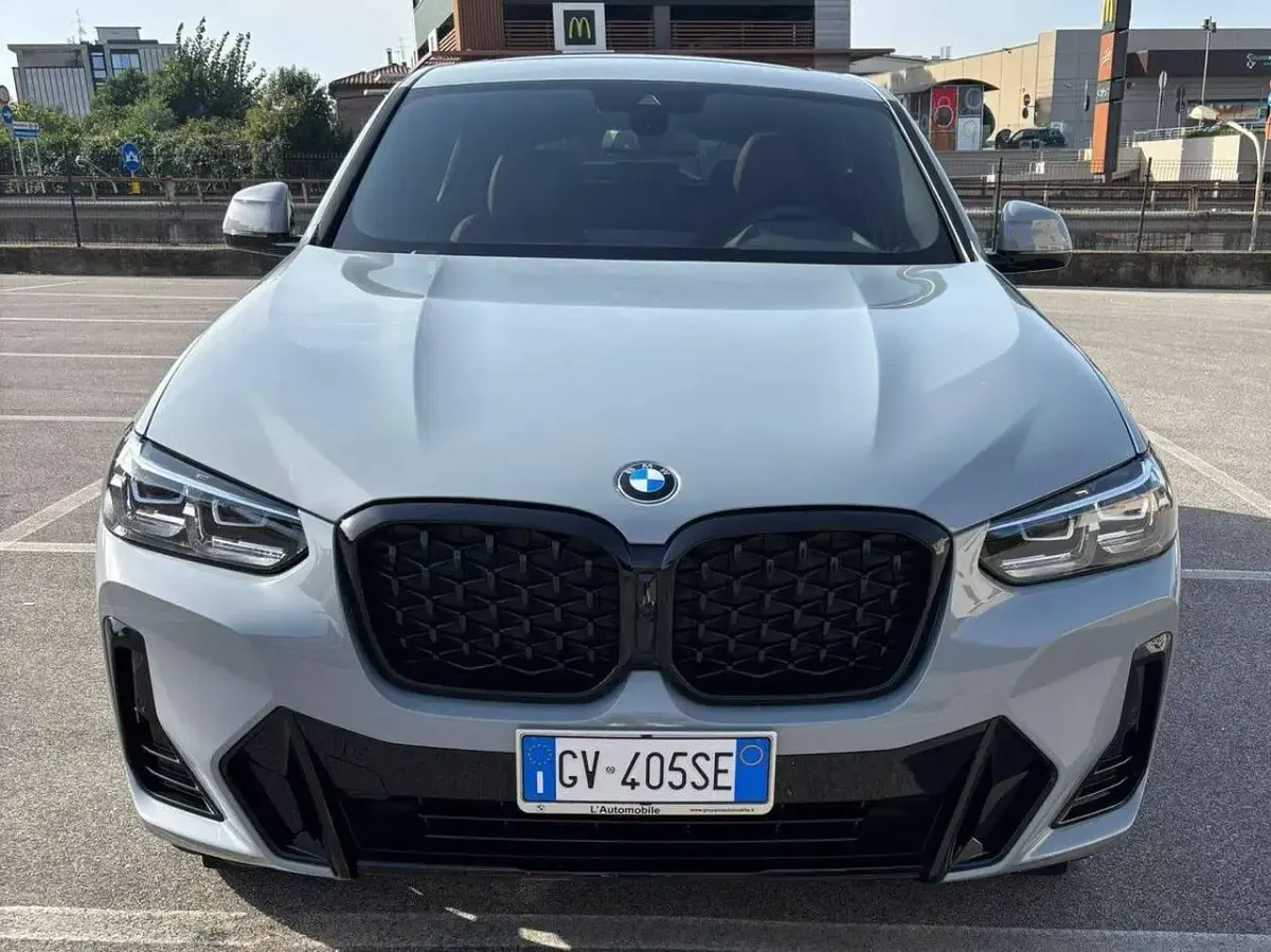 Usata BMW X4 M Sport 245 CV (180 kW) 2024 Grigio SUV