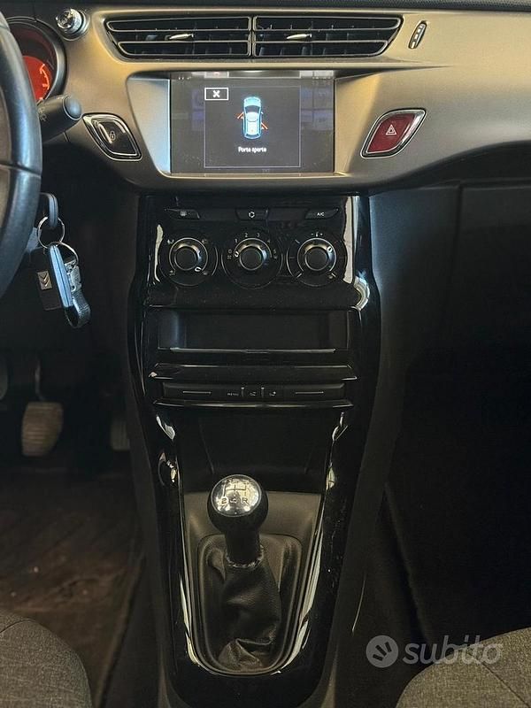 Usata Citroën C3 Exclusive 75 CV (55 kW) 2016 Bianco Berlina