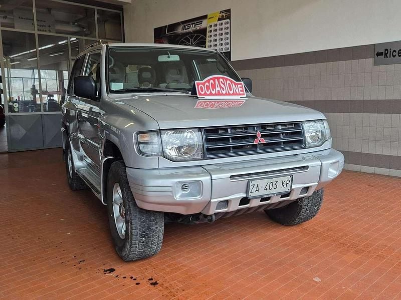Argento Usata 1999 Mitsubishi Pajero Top SUV | 10.000 € (Ottimo prezzo) - Immagine 1/4
