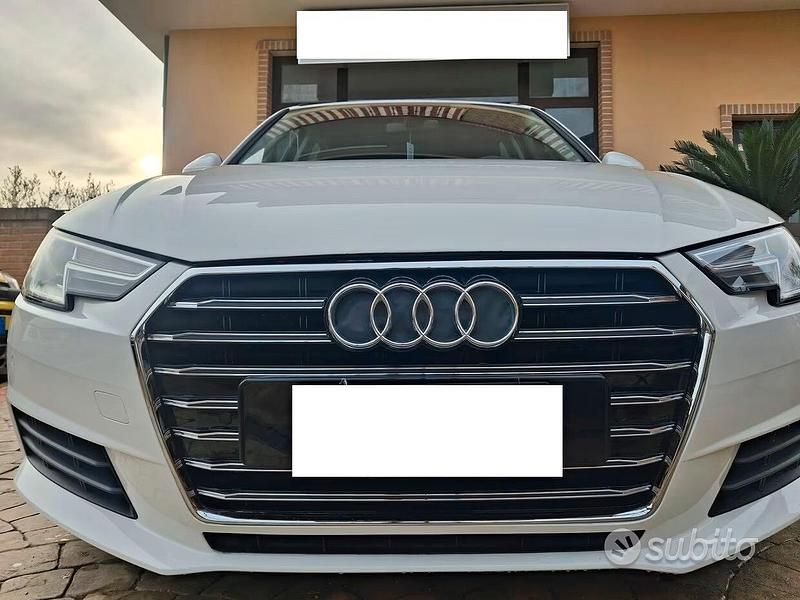 Usado Audi A4 Sport 150 CV (110 kW) 2018 Blanco Familiar