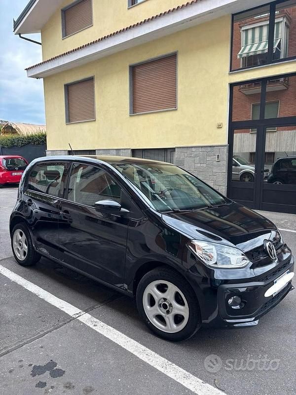 Usata VW up! 60 CV (44 kW) 2018 Nero Utilitaria