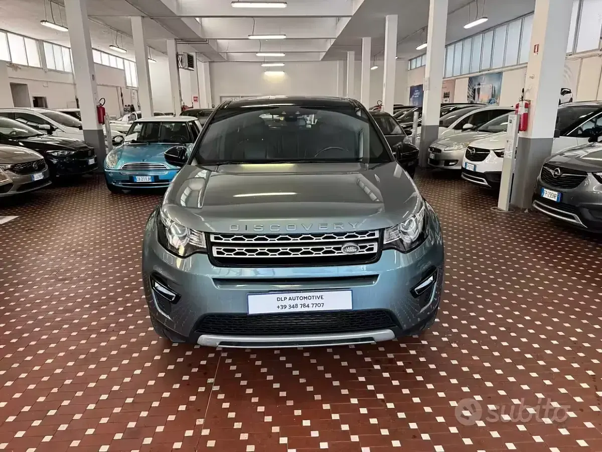 Usata Land Rover Discovery 4 HSE Luxury 150 CV (110 kW) 2015 Grigio SUV
