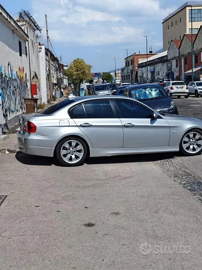 Usata BMW 320 163 CV (119 kW) 2006 Grigio Berlina