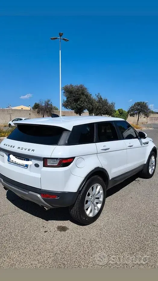 Usata Land Rover Range Rover evoque 180 CV (132 kW) 2017 SUV