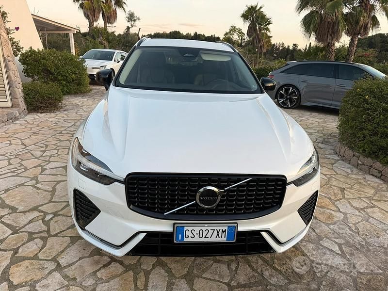 Usata Volvo XC60 197 CV (144 kW) 2024 Bianco SUV