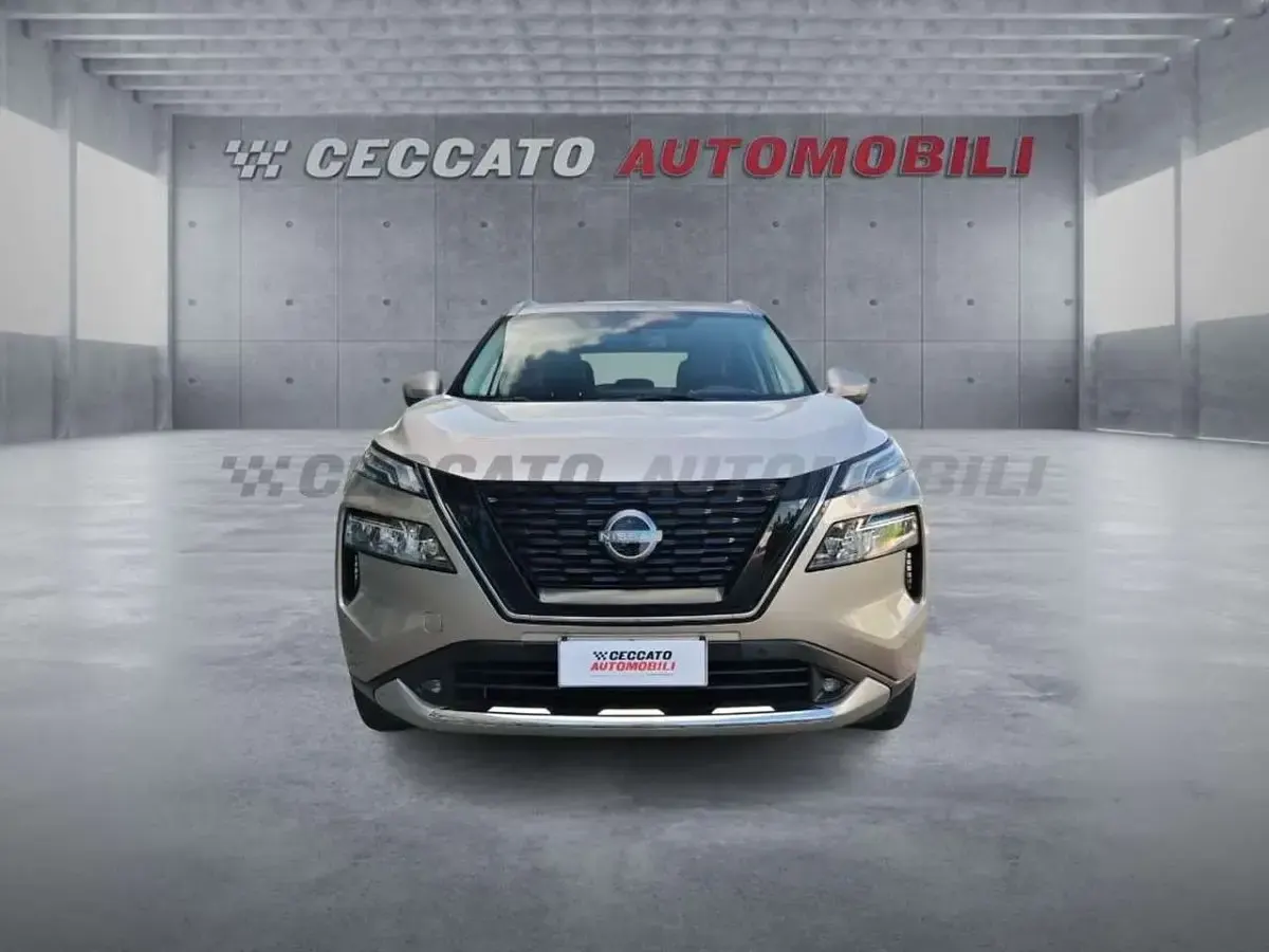 Usata Nissan X-Trail Tekna 204 CV (150 kW) 2022 Beige SUV