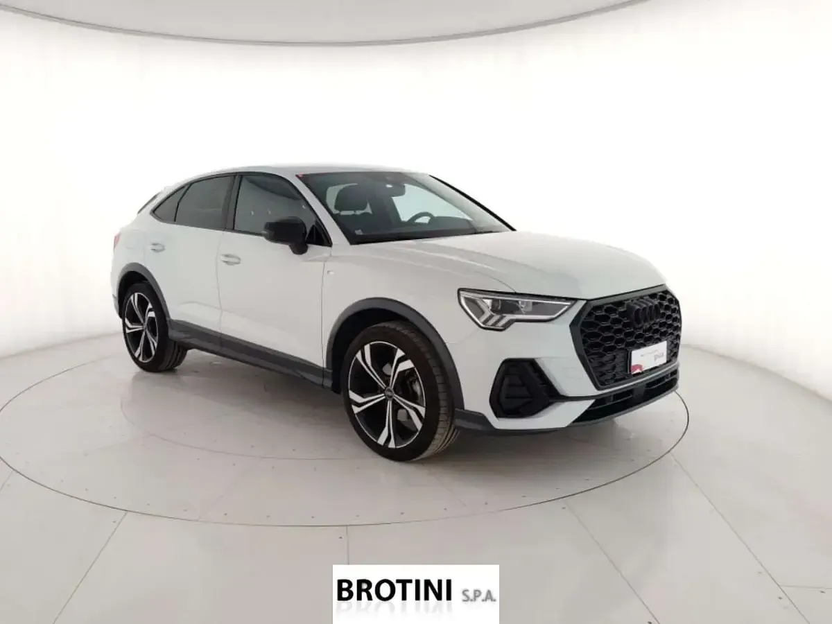 Usata Audi Q3 Design 150 CV (110 kW) 2023 Bianco SUV