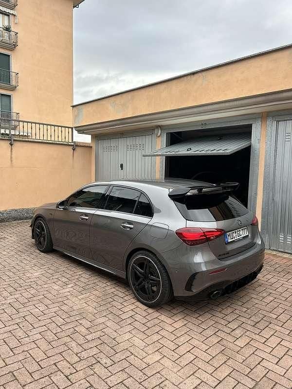 Usata 2023 Mercedes A35 AMG Advanced Plus Berlina | 45.000 € (Buon prezzo) - Immagine 1/4