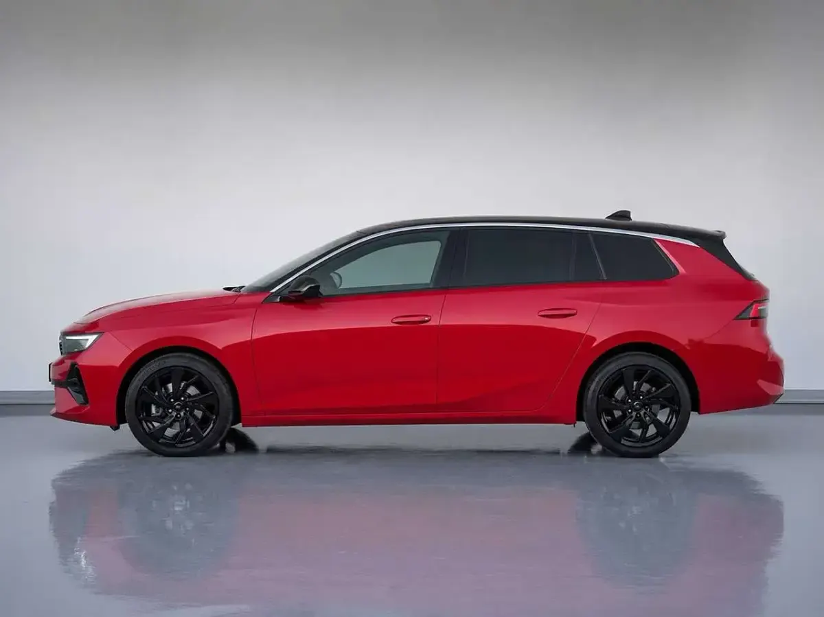 Usata Opel Astra GS Line 131 CV (96 kW) 2025 Diversi colori Utilitaria
