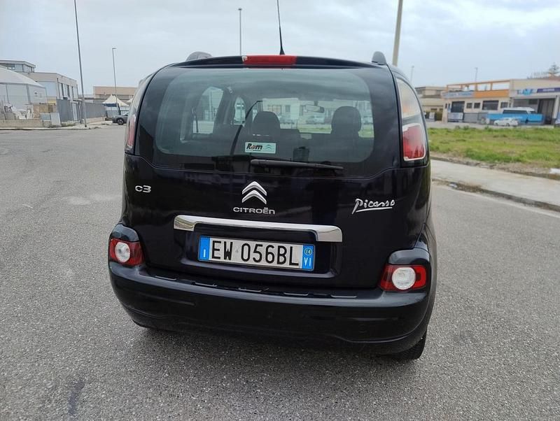 Usata Citroën C3 Picasso Seduction 91 CV (66 kW) 2014 Viola Monovolume